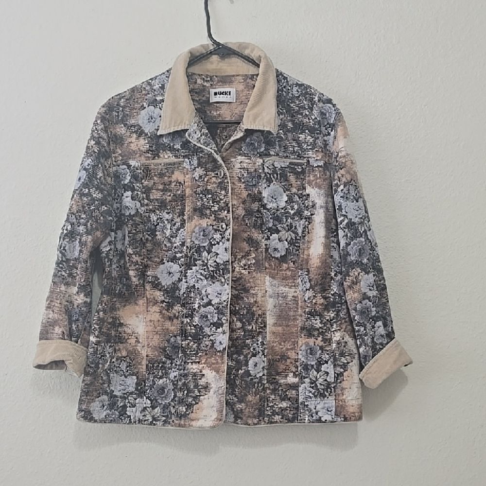 Hucke Woman  Vintage Floral Jacket Size 20(vintage Size, See‎ Measurements)